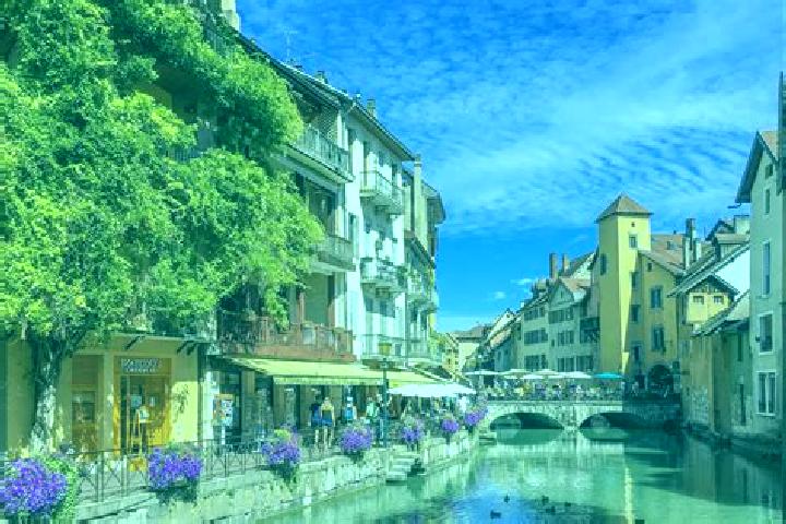 Lillian, 35 — Escort in Emmerin, France