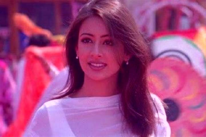 Lillian, 35 — Escort in Hukeri, India