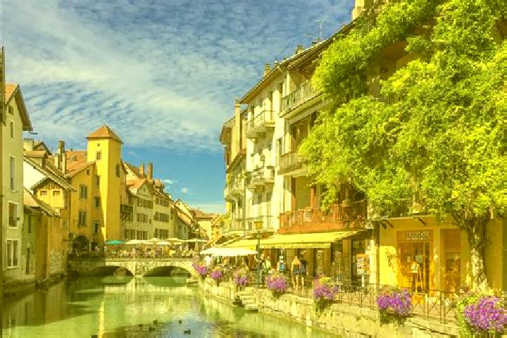 Lillian, 35 — Escort in Trelon, France