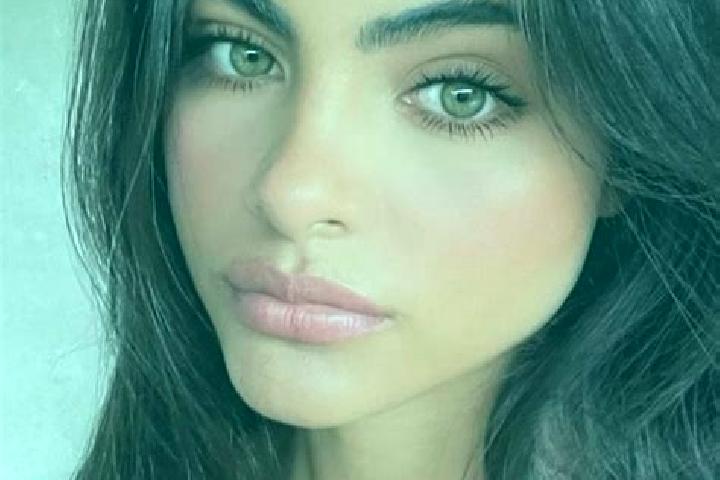 Lillian, 36, a auburn blue-eyed indian companion based in Yoman Kouahipla. Offering Roleplay, BDSM, Erotic Massage, Massage. Available for incall and outcall...