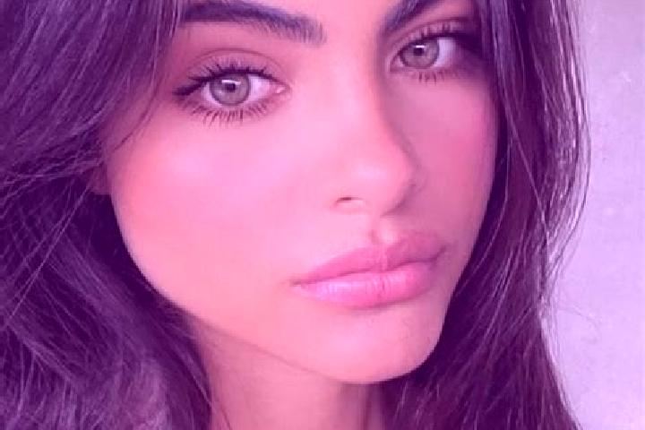 Lillian, 36, a brunette green-eyed latina companion based in Carnago. Offering CIM, Prostate Massage, A-Level, BDSM, Domination. Available for incall and out...
