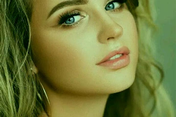 Lillian, 36, a dark blonde blue-eyed mediterranean companion based in Bakhtajerd. Offering Deep French Kissing, Domination, Travel Companion. Available for i...