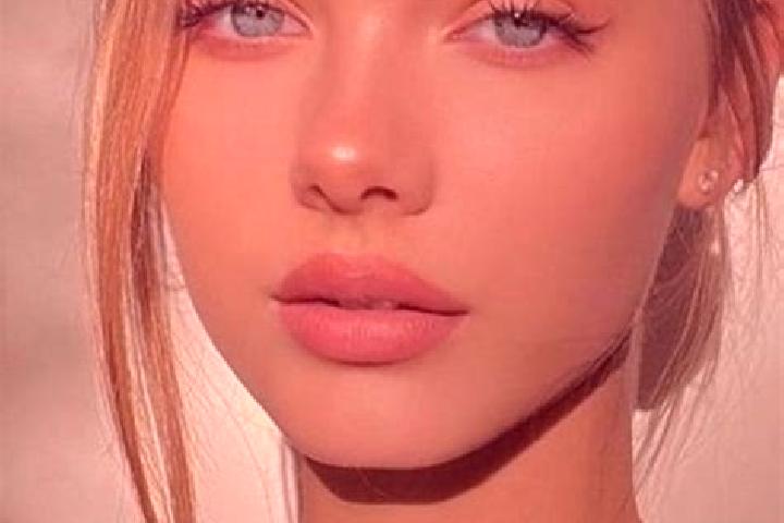 Lillian, 36, a dark blonde blue-eyed mediterranean companion based in Desmarchais-Crawford. Offering Tantra, Party Girl, Massage, Dinner Date. Available for ...