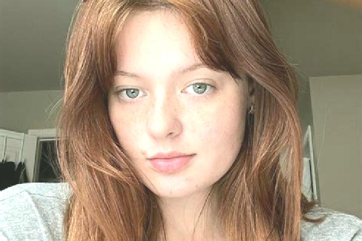 Lillian, 36, a red dark-eyed mixed companion based in Karvad. Offering Overnight, A-Level. Available for incall and outcall, overnight bookings available.