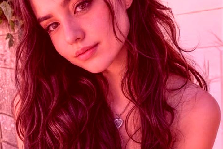 Lillian, 36, a red hazel-eyed middle eastern companion based in Spangdahlem. Offering Tantra, Roleplay, GFE, Massage. Available for incall and outcall, day a...