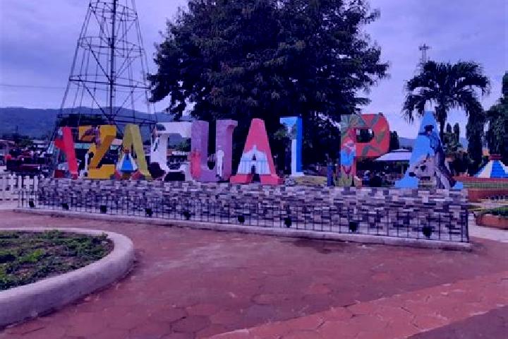 Lillian, 36 — Escort in Azacualpa, Honduras
