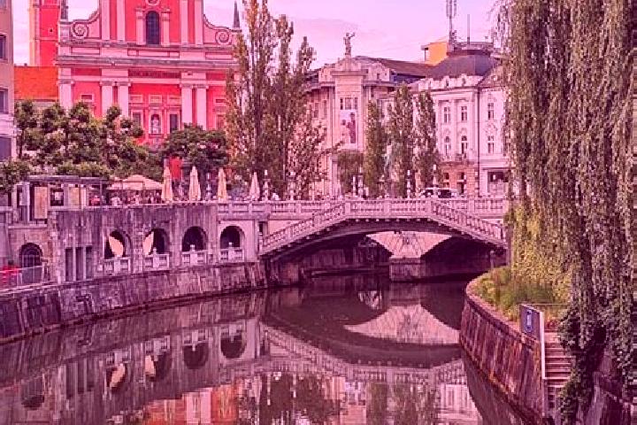 Lillian, 36 — Escort in Crnece, Slovenia