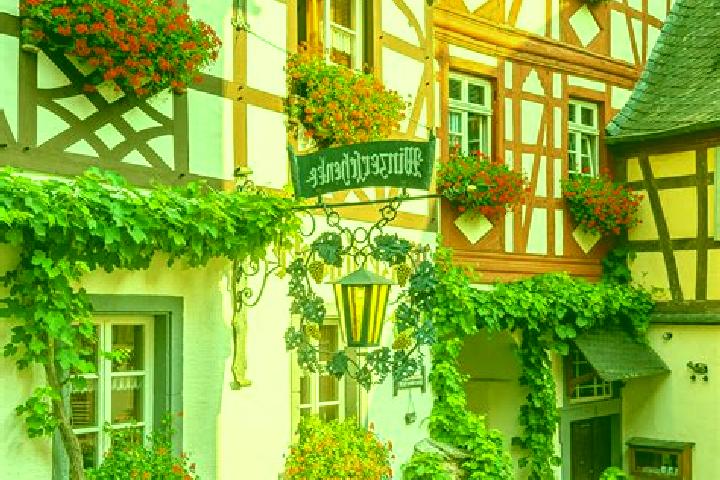 Lillian, 36 — Escort in Embuhren, Germany