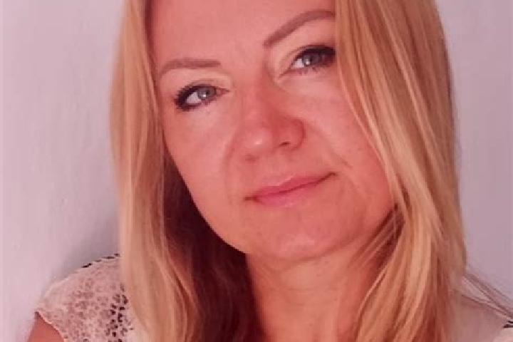 Lillian, 36 — Escort in Prilog, Romania