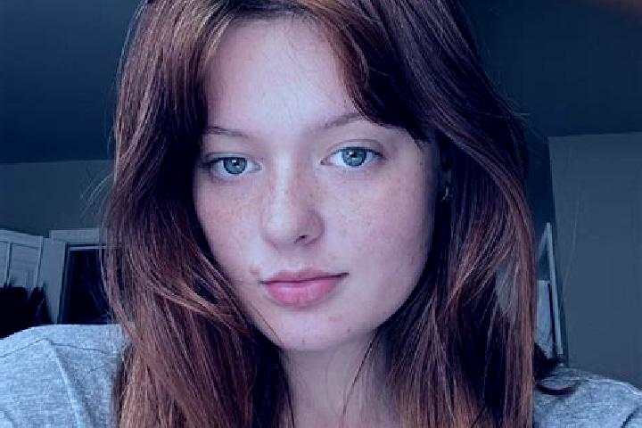 Lillian, 37, a auburn grey-eyed asian companion based in Fortuna de Minas. Offering Girlfriend Experience, Travel Companion, A-Level, GFE, Striptease. Availa...