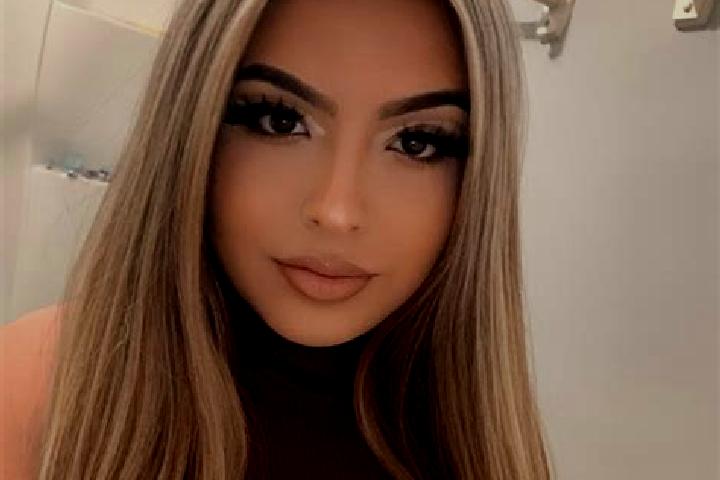 Lillian, 37, a blonde brown-eyed latina companion based in San Benigno Canavese. Offering A-Level, Massage. Available for incall and outcall, overnight booki...