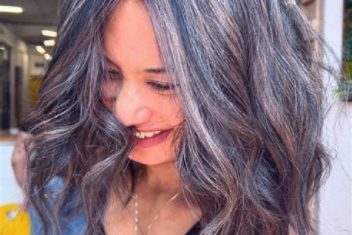 Lillian, 37, a brunette grey-eyed caucasian companion based in Baherove. Offering Party Girl, BDSM, OWO, Massage, Domination. Available for incall and outcal...