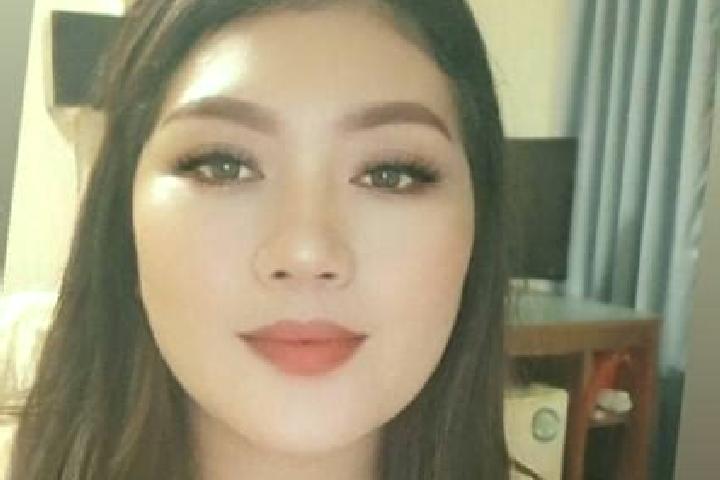 Lillian, 37, a red brown-eyed asian companion based in Heba. Offering 69, OWO, Couples, CIM. Available for incall and outcall, overnight bookings available.