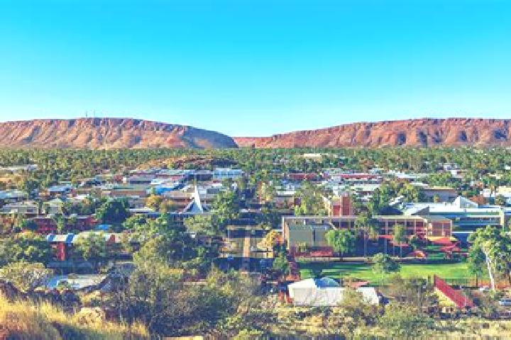 Lillian, 37 — Escort in Alice Springs, Australia
