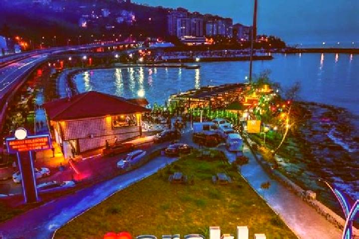 Lillian, 37 — Escort in Arakli, Turkey