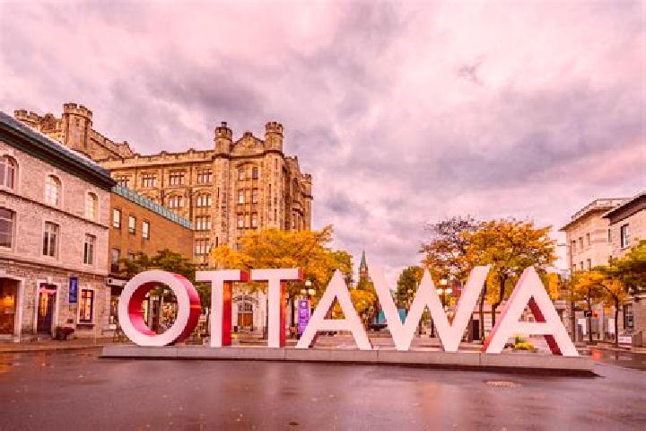 Lillian, 37 — Escort in ByWard Market, Canada