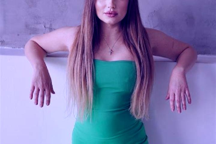 Lillian, 37 — Escort in Kninicky, Czech Republic