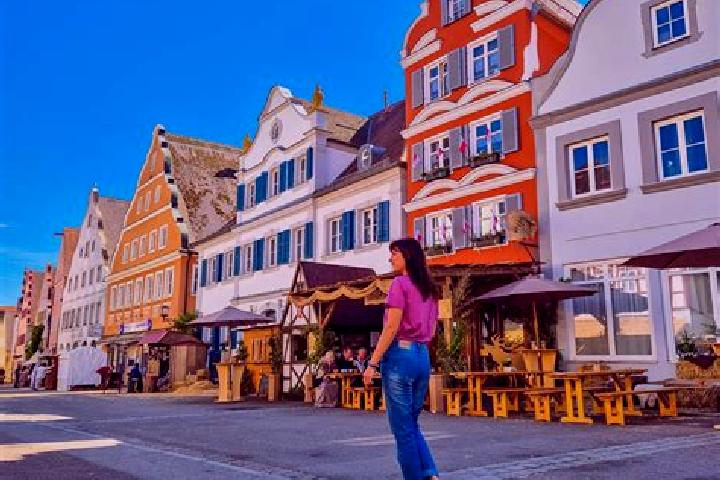 Lillian, 37 — Escort in Oettingen in Bayern, Germany