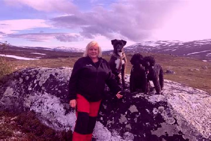 Lillian, 37 — Escort in Oxie, Sweden