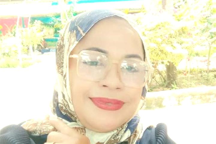Lillian, 37 — Escort in Wuluhan, Indonesia