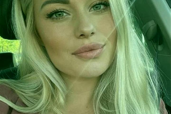 Lillian, 38, a blonde hazel-eyed latina companion based in Mets Masrik. Offering Prostate Massage, Dinner Date, Deep French Kissing. Available for incall and...