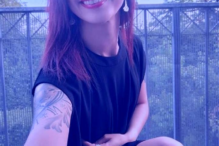 Lillian, 38 — Escort in Aigrefeuille, France