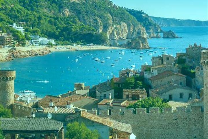 Lillian, 38 — Escort in Balboa, Spain