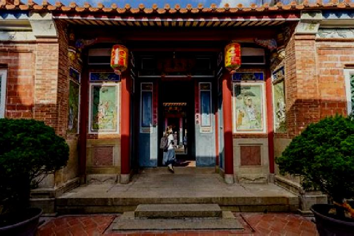 Lillian, 38 — Escort in Dingjia, China