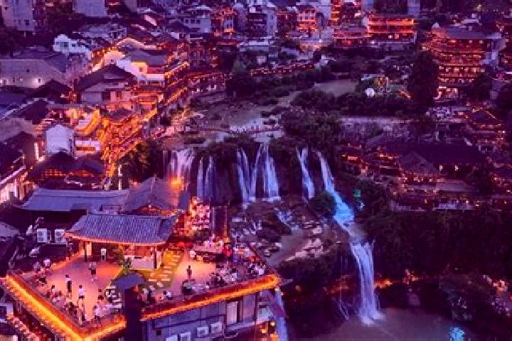 Lillian, 38 — Escort in Tangzha, China