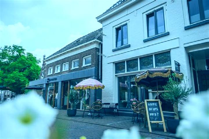 Lillian, 38 — Escort in Wijhe, Netherlands