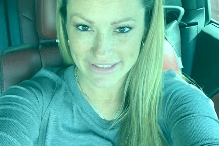 Lillian, 39, a blonde grey-eyed caribbean companion based in Deemer. Offering Domination, Party Girl, Couples. Available for incall and outcall, overnight bo...