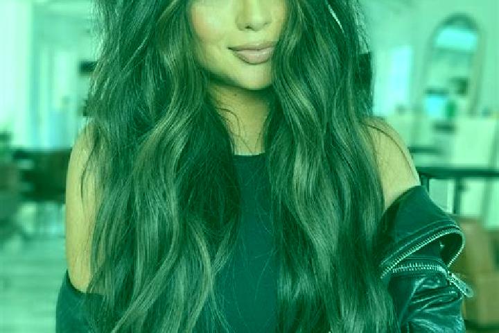 Lillian, 39, a brunette dark-eyed mixed companion based in Meral. Offering Travel Companion, Massage, Erotic Massage, Prostate Massage, Domination. Available...