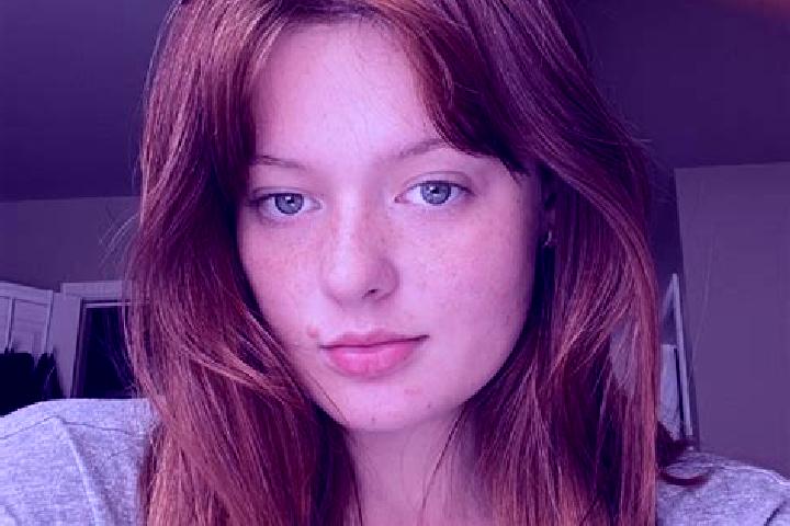 Lillian, 39, a red amber-eyed middle eastern companion based in Palau-del-Vidre. Offering Tantra, A-Level, Erotic Massage. Available for incall and outcall, ...