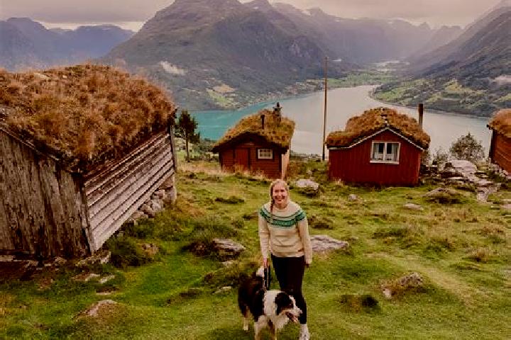 Lillian, 39 — Escort in Aroysund, Norway