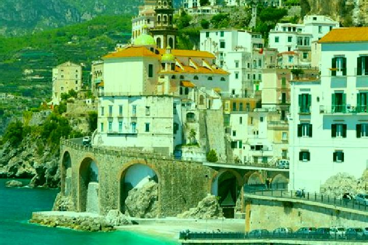Lillian, 39 — Escort in Mis, Italy