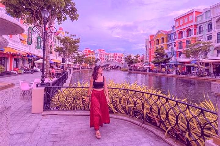 Lillian, 39 — Escort in Phu GJo, Vietnam