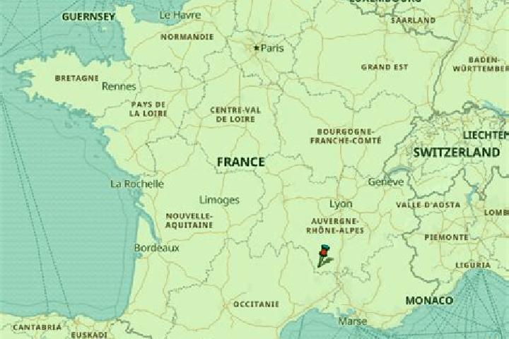 Lillian, 39 — Escort in Savignac-de-l Isle, France