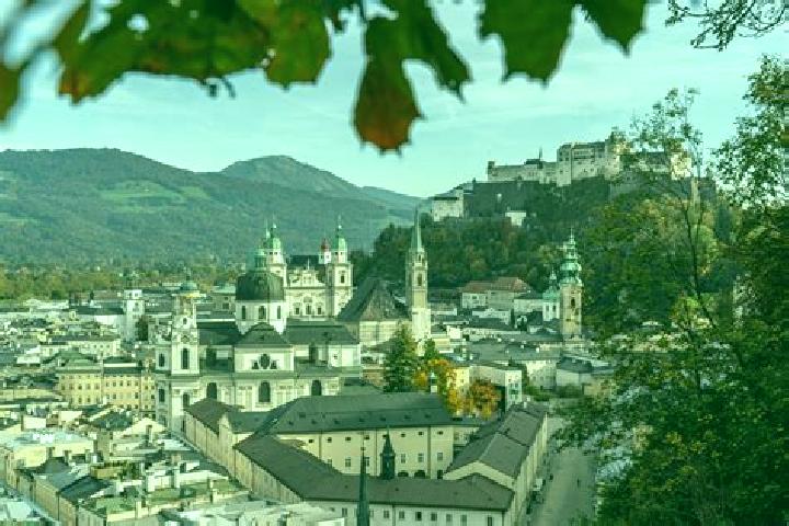 Lillian, 39 — Escort in Woertherberg, Austria