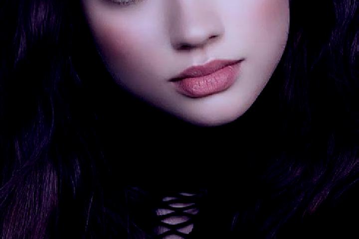 Lily, 20, a auburn dark-eyed middle eastern companion based in Chavanod. Offering Erotic Massage, Party Girl, Dinner Date, Roleplay, Tantra. Available for in...