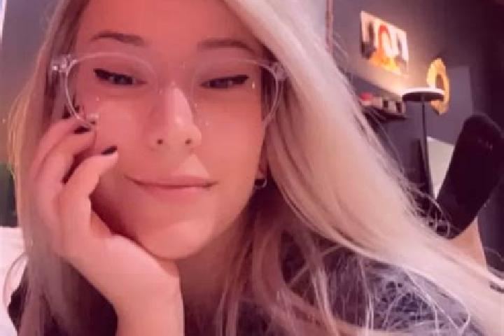 Lily, 20, a blonde dark-eyed caribbean companion based in North Park. Offering CIM, Roleplay. Available for incall and outcall, day and evening dates.