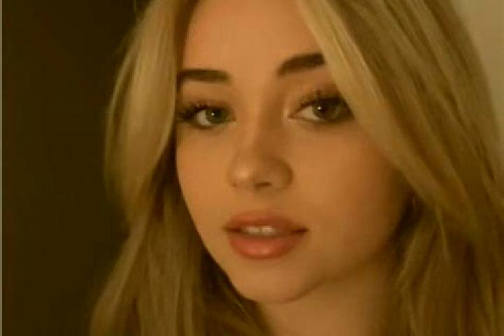 Lily, 20, a blonde hazel-eyed ebony companion based in Ecopark. Offering GFE, Tantra, Overnight, A-Level. Available for incall and outcall, day and evening d...