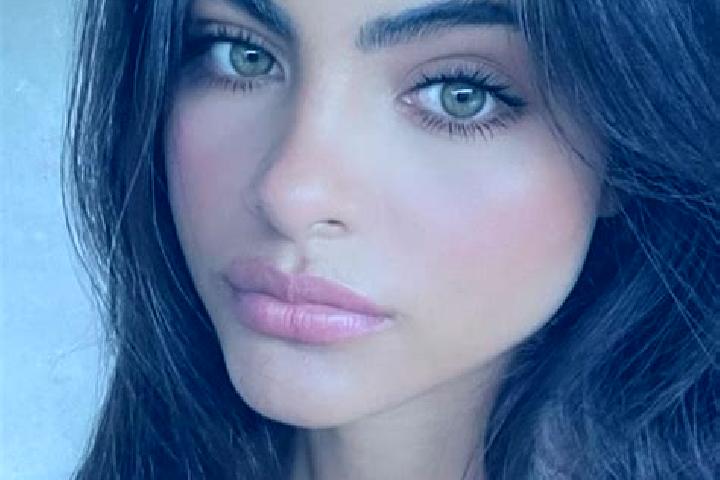 Lily, 20, a brunette green-eyed mixed companion based in Saspow. Offering Duos, Striptease, 69, Fetish, Overnight. Available for incall and outcall, day and ...