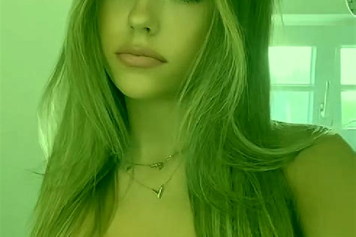 Lily, 20, a dark blonde brown-eyed caribbean companion based in Ma ao. Offering Massage, Overnight, Erotic Massage. Available for incall and outcall, day and...