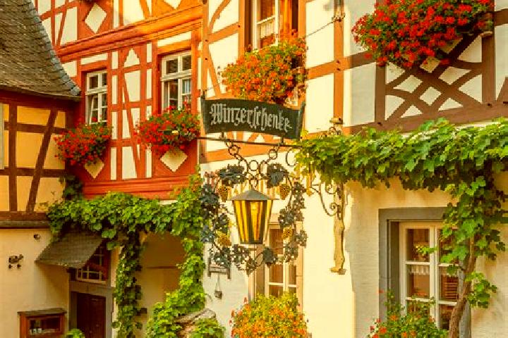 Lily, 20 — Escort in Bohnhusen, Germany