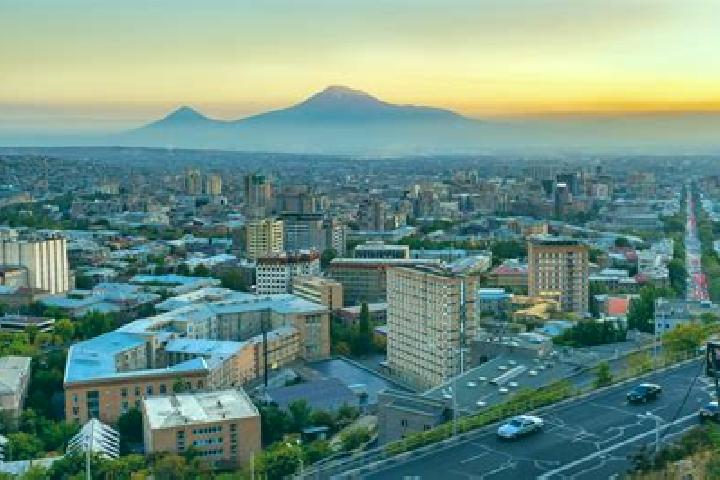 Lily, 20 — Escort in Hobardzi, Armenia