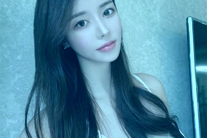 Lily, 20 — Escort in Hobor, China