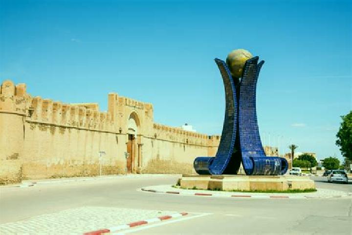 Lily, 20 — Escort in Kairouan, Tunisia