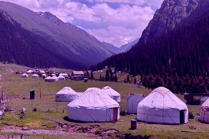 Lily, 20 — Escort in Kyzyl-Tuu, Kyrgyzstan