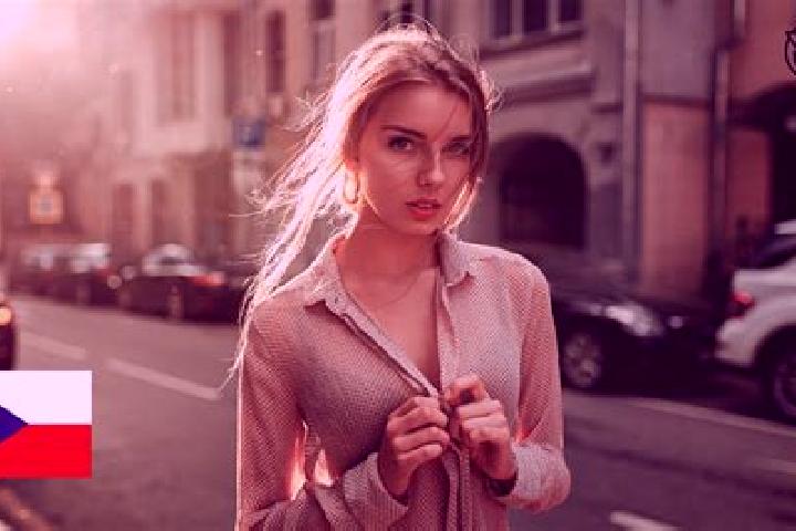 Lily, 20 — Escort in Sternberk, Czech Republic