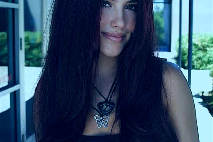 Lily, 21, a auburn dark-eyed indian companion based in Vaja. Offering Dinner Date, Striptease, Erotic Massage, Massage, CIM. Available for incall and outcall...